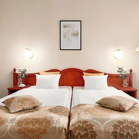 Europejski Centrum Hotel 3*