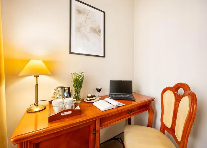 Europejski Centrum Hotel 3*