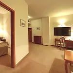 מלון Europejski Centrum 3*