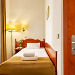 מלון Europejski Centrum 3*