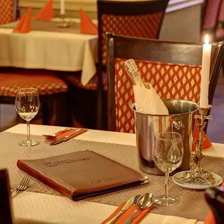 Europejski Centrum Hotel 3*