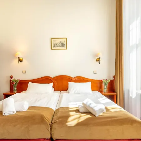 酒店 欧罗比斯基罗瓦中心酒店