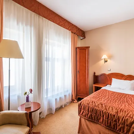 Europejski Centrum 3*