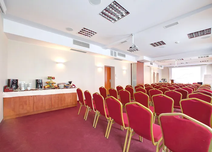 فندق Europejski Centrum فروتسواف