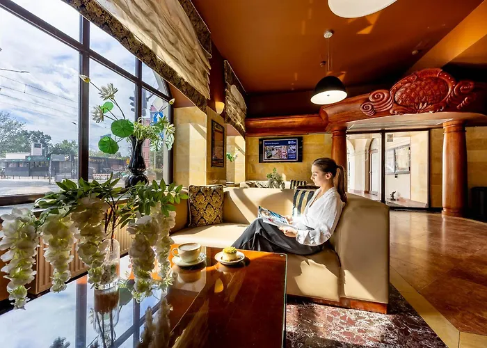 Europejski Centrum فندق 3*