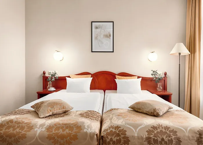 Europejski Centrum فندق 3*